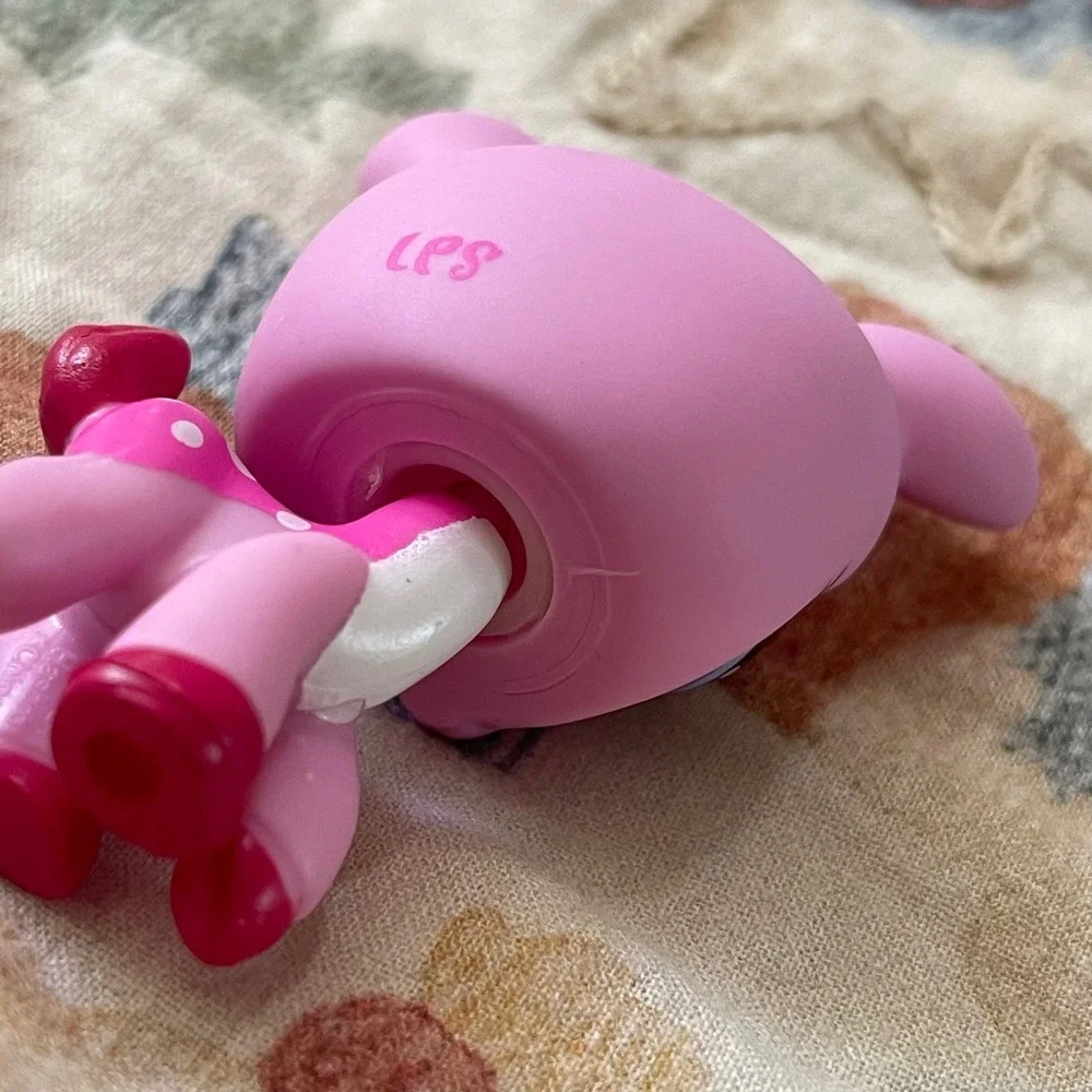 DEER‎ #125 - Authentic Littlest Pet Shop - Hasbro LPS Pink Cuddliest Eyes